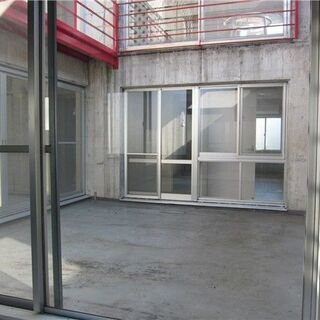 ☆世田谷代田駅より徒歩8分！コンクリートうちっぱなしのデザイナーズシェアハウスです。 - 不動産