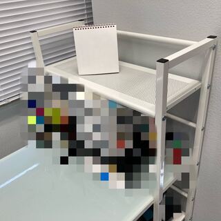ガラステーブル×2台【無料で差し上げます！】の画像