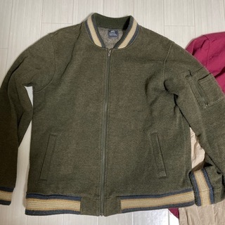 （お渡し確定）メンズ服　4点セット　ニット、アウター、シャツの画像