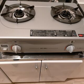 【2021年9月25日購入】ガスコンロ。かなりキレイです。の画像