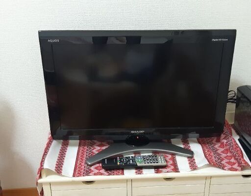 SHARP　26型テレビ