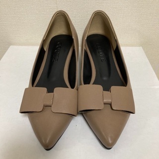 再値下げ【新品・未使用品】KOREAのCOUTE パンプス　23㎝の画像