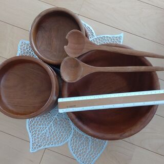 サラダ入れセット　中古と未使用