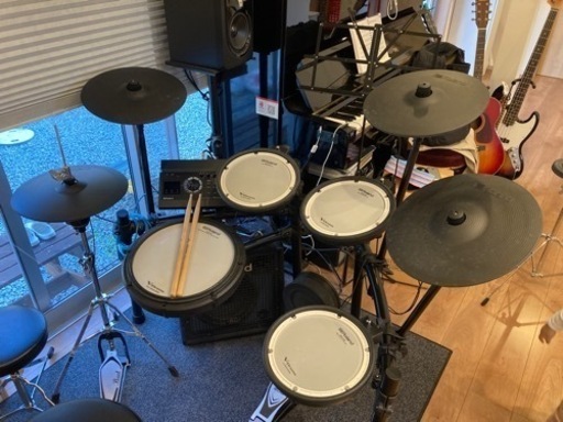 Roland（ローランド）TD-17KVX-S V-Drums  Kit / ハイハットスタンド、イス、ペダル、スティック、純正マット、ヘッドフォン