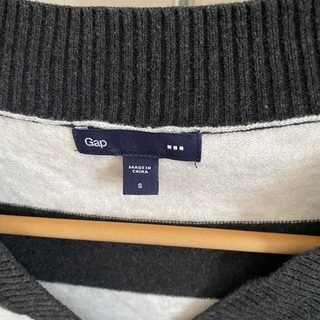 GAPのセーターの画像