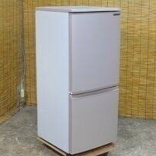 冷蔵庫(10/31引取りの方優先！)の画像