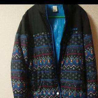 adidas 超軽量ジャケットの画像