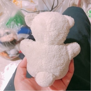 おんぼろ 白いくま ぬいぐるみの画像