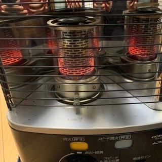 お話中【値下げ】石油ストーブ※ポリタンク二個付き