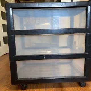 三段ボックスの画像