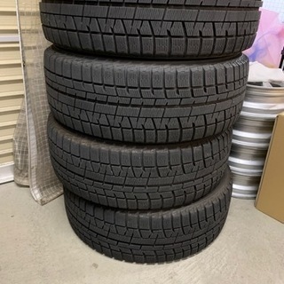 215/55R17 スタッドレス　4本セットの画像