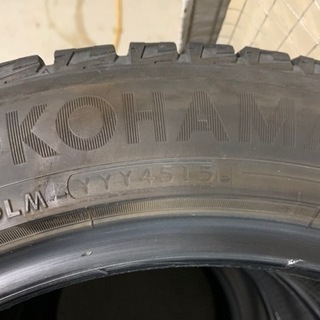 215/55R17 スタッドレス　4本セットの画像