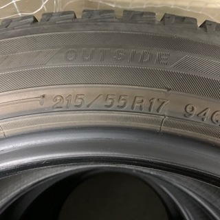 215/55R17 スタッドレス　4本セットの画像