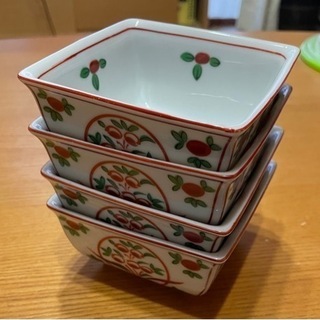 たち吉　小鉢4つセット