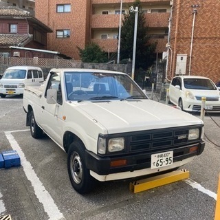 ダットサントラックD21前期型
