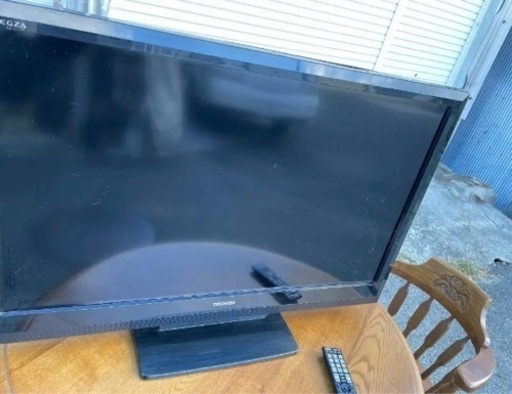 TOSHIBA REGZA 40インチ　ブラック2010年製