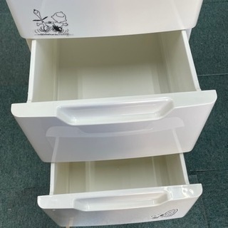 【リサイクルショップ八光　田上店】ホワイト　５段チェスト　天板木目調の画像