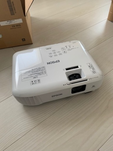 EPSONビジネスプロジェクター EB-W05