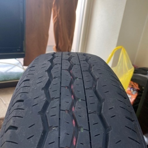 ハイエース新車外し夏タイヤ