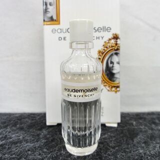 GIVENCHY ジバンシー オーデトワレ・オーデパルファム 小瓶4本セットの画像