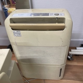 除湿機と空気清浄機★千円差し上げます！★お引き取り限定の画像