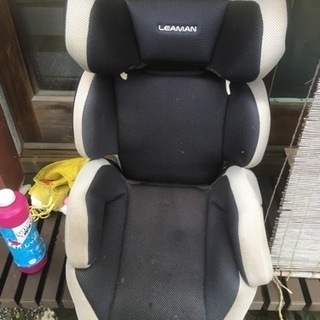 ジュニアシートの画像