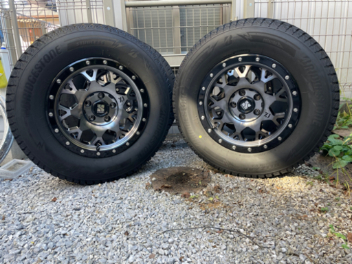 デリカ D5 スタッドレス  ブリザック　DM-V3