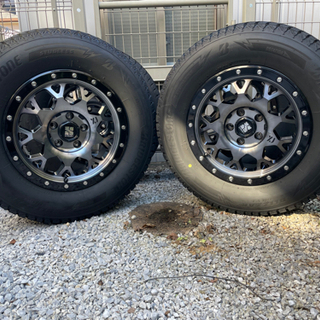 デリカ D5 スタッドレス  ブリザック　DM-V3
