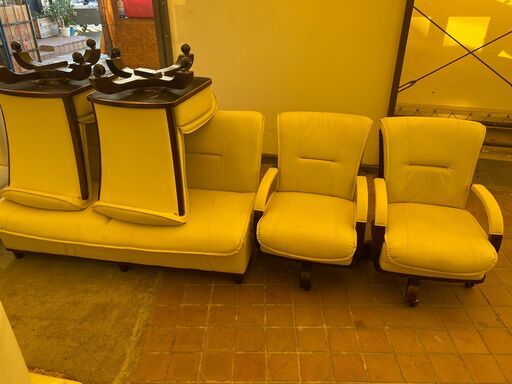 ダイニングソファー2人+1人×4　中古