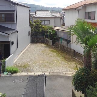 【済】駐車場　普通車２～３台可　広田３丁目　５５００円／月