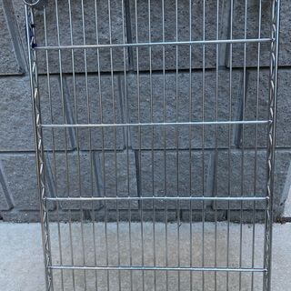 【再値下げ】中古メタルラック　棚板（ポール径２５mm）アイリスオーヤマ製　Ｗ６６cm　Ｄ４６cm　１枚の画像