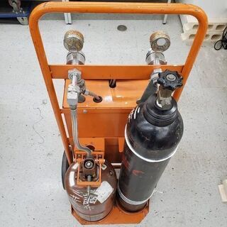 カミマル KSランラン型 アセチレン運搬車【リライズ野田愛宕店】【店頭取引限定】【ジャンク】管理番号：ITJUUYNY3TTEの画像