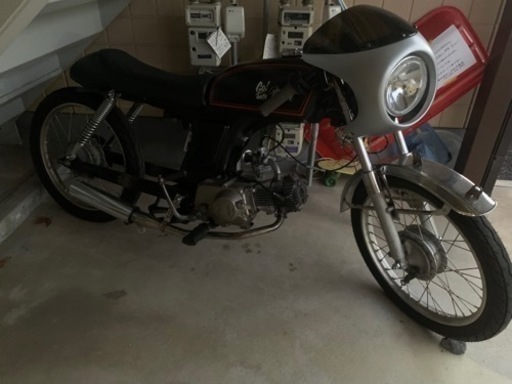 HONDA ベンリィ　カブ　バラ売りします。