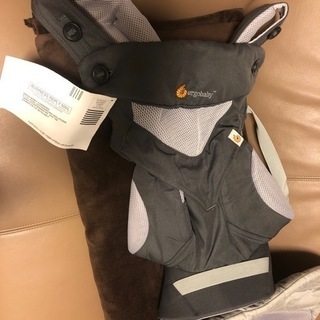 見つけたら買い　未使用のエルゴ抱っこ紐　前後ろ両方可能　360C...