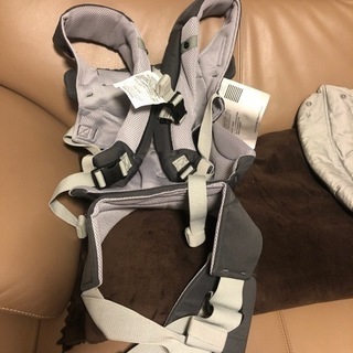 見つけたら買い　未使用のエルゴ抱っこ紐　前後ろ両方可能　360CARRIER の画像