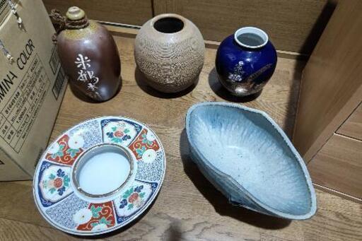 壺　お皿　花瓶　サメ鉢