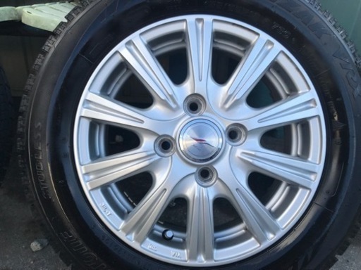 ホイル傷なしの美品、バリ山アルミホイルスタッドレス4本セット軽自動車155/65/13、取り付け無料