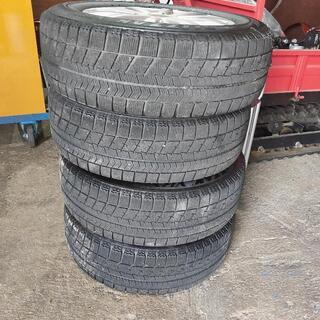 《受付終了》スタッドレスタイヤ　195/65R15