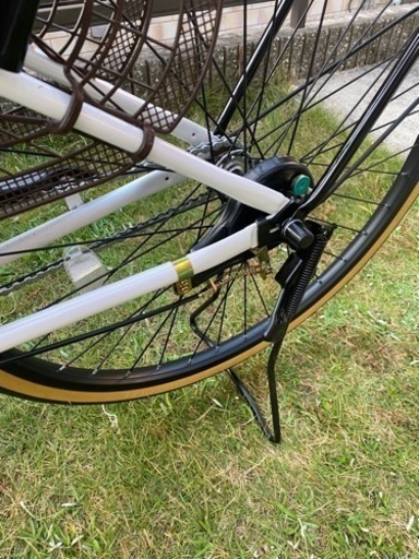 ほぼ新品。折りたたみ式の電動アシスト自転車！！