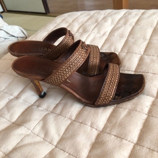 シャネルココマーク付きサンダル　36インチ(23センチ)