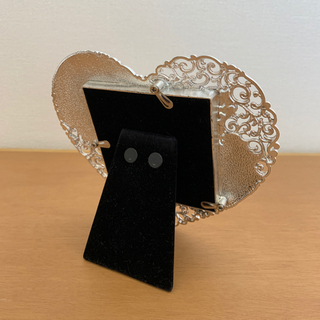 ハート型写真立て（未使用）メタルローズフレームの画像