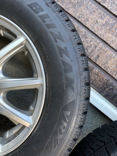 【早い者勝ち！】ブリヂストン 4本セット スタッドレス155/70R12 73Q ブリザック VRX2
