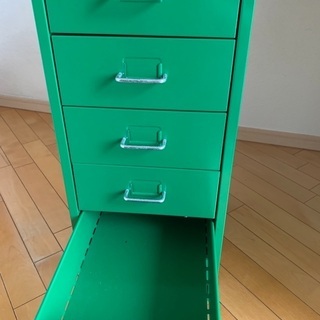 キャスター付キャビネットの画像