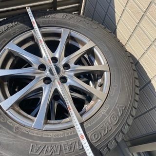 【取引中】YOKOHAMA スタッドレスタイヤ　４本セットの画像