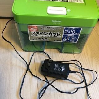 ナカバヤシ小型シュレッダーNSE-TO5の画像