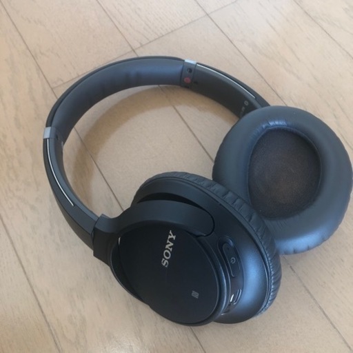 Sony ノイズキャンセリング　ヘッドホン(WH-CH700N)