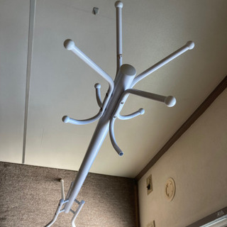 ワンポールハンガーラックの画像