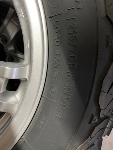 BF goodrich 215/70/16r サマータイヤ