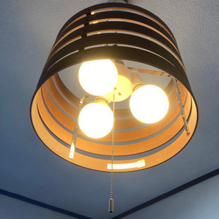 ボール3球の照明器具