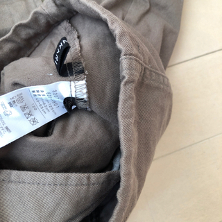 美品☆ キッズ　上着　春　カーキ　ミニタリーコート✨の画像